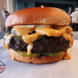 a cheeseburger