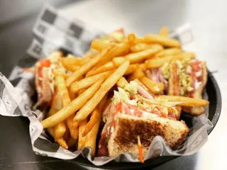 Left Coast Gaming Tavern