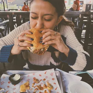 Chili Cheese Burger