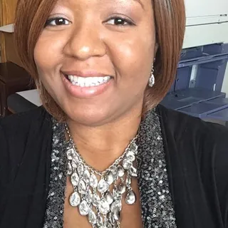 Kellye H.