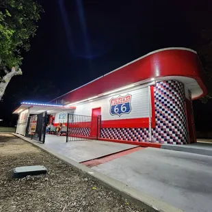 Back side view of restaurant