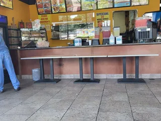 JR's Fish And Chicken