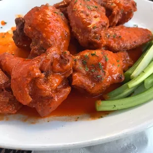 Buffalo chicken - nice and spicy and meaty - not skimpy