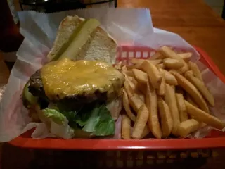 Shays Pub & Wine Bar