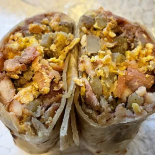 Breakfast Burrito - Bacon, Papa, Egg