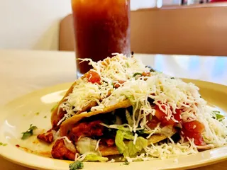 United Mariscos y Birrieria