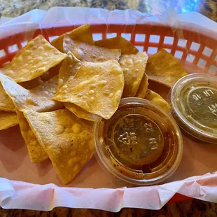 Complimentary chips and salsa but hella stale :/