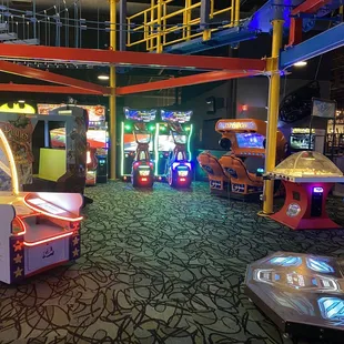 Ropes course and arcade
