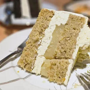 Pistachio Lemon cake