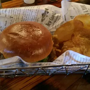 Half pound burger, cooked to order, hand pattied, with homemade chips