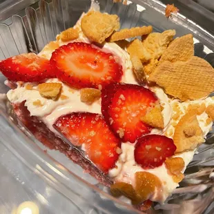 a dessert with strawberries and crackers