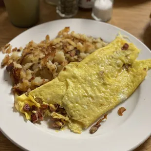 Ham and Cheese Omelette with hashbrowns