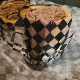 This is the tritip sandwich with no sauce.   Just meat!   Awesome