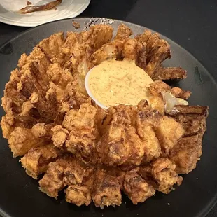 Fried onion appetizer at The Butchers table in Dunn, NC.