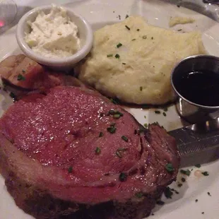 Au Jus Beef Medallions