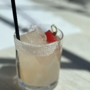 SANDIA MIA $17 fresh watermelon, tequila, agave, fresh lime juice