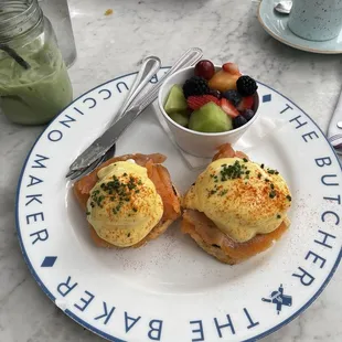 Smoked Salmon Benedict