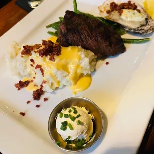 6 oz sirloin dinner with oyster Rockefeller add-on