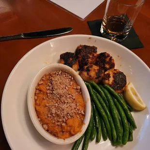 Scallops, sweet potato casserole and green beans