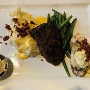 6 oz sirloin dinner with oyster Rockefeller add-on