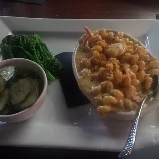 Seafood Mac & Cheese