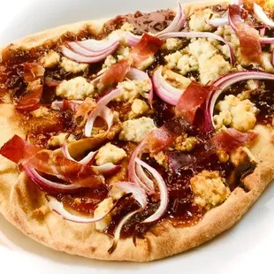 Fig, Proscuitto, Blue cheese, and Onion Flatbread.