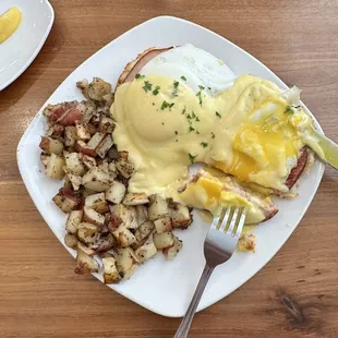 Eggs Benedict