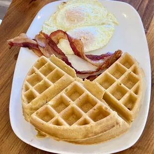 Waffle Feast - fluffy &amp; tasty batter!