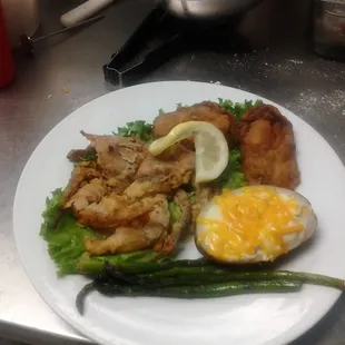 chicken wings and fried chicken, food