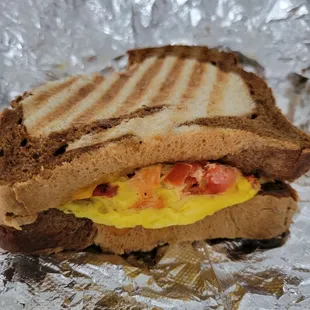 Breakfast sandwich