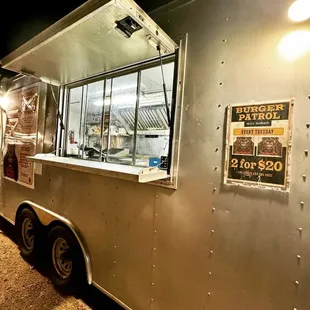 a food truck at night