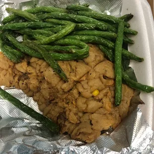 Country fried steak &amp; green beans