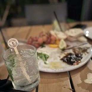 Vodka soda and a well enjoyed board