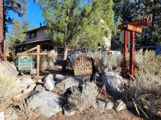 Old Bear Bed & Breakfast