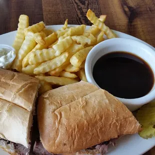 Prime Rib Dip and fries