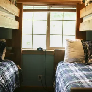 Glacier Cabin Bunkroom