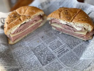 Ollie's Public House