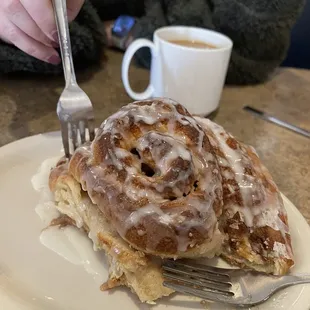 Giant cinnamon roll