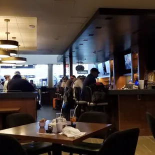 [Photo: Instagram.com/latinabroad] Interior