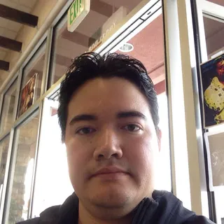 Dan R.
