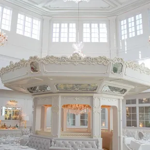 Crown Dining Room