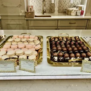 Macarons