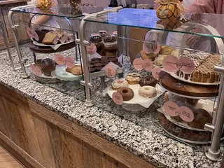 Erin McKenna's Bakery NYC