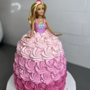 Barbie doll skirt cake