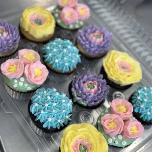 Custom floral cupcakes