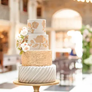 a three tiered wedding cake