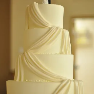 the cake studio - swag wedding cake