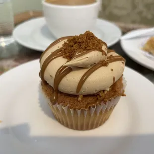 Biscoff cream cupcake
