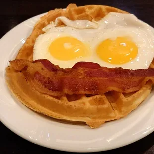 Good morning, Yelpers!