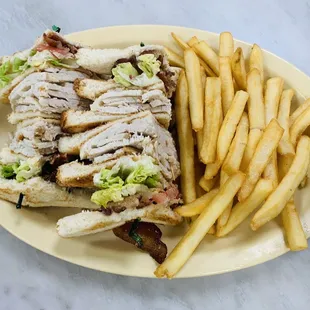 Club Meal Sandwich Lunch